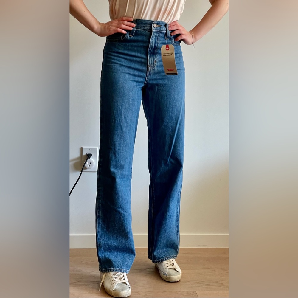 Levi's High-Waisted Straight Blue Jeans NWT SZ 25W 31L